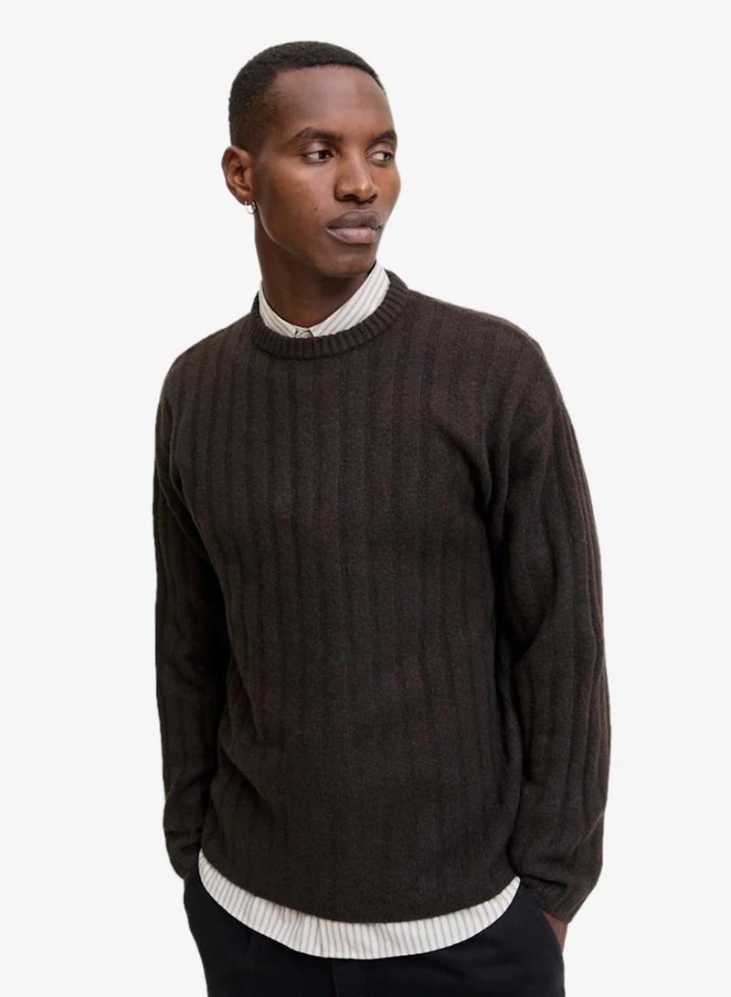 JACK & JONES  Casual Pullover Relaxed Sweatshirt for Men | Best Price UAE